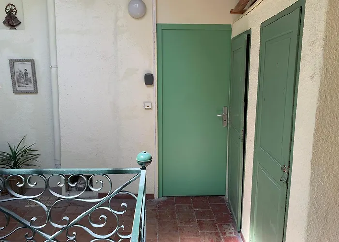 Appartamento Loft 3 Pieces Dans Vieil Antibes