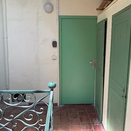Apartment Loft 3 Pieces Dans Vieil Antibes